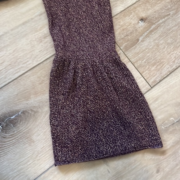 EUC Sz Medium Calvin Klein Thin Purple with Gold Thread Sweater - Picture 5 of 5